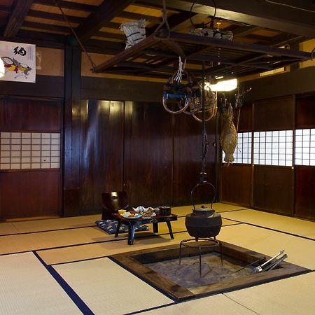 Ryokan Gizan Такаяма Экстерьер фото