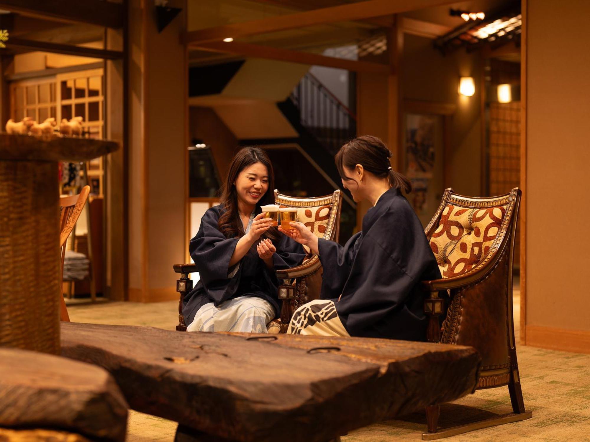 Ryokan Gizan Такаяма Экстерьер фото