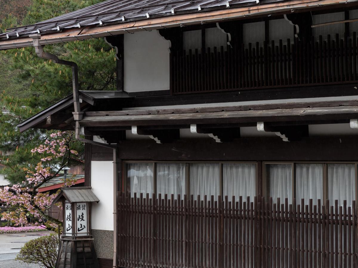 Ryokan Gizan Такаяма Экстерьер фото
