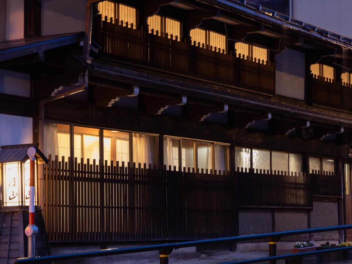 Ryokan Gizan Такаяма Экстерьер фото